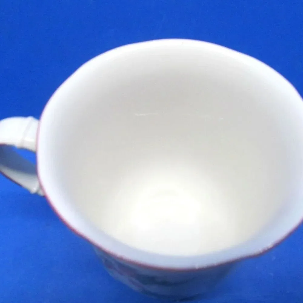 Villeroy & Boch Holly Berries 3 1/2
